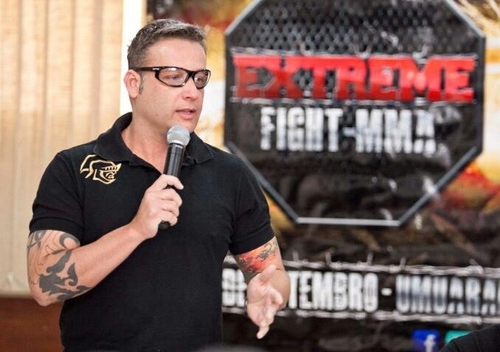 DENIS SIMOES - Primeiro cutman em eventos de MMA do Brasil.