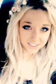 i live through music ( 15 years old ) and i like real artist