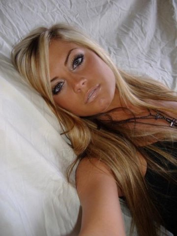 CelindaMcGeown's profile picture. 