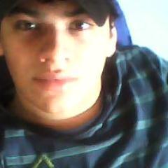 Futuro apresentador de TV , 16 anos de muita loucura , vou cursar comunicação social , componho e adoro escrever .