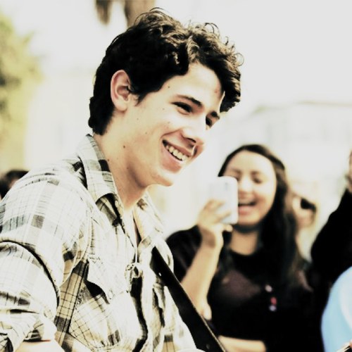 Insanefake's profile picture. [||FL/RP|| Taken ||]