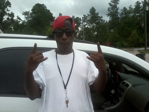 JUS KNOW AINT NO CUFFIN ON SNIPPA