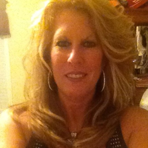 Proud mother to a amazing son happily married to the man of my dreams