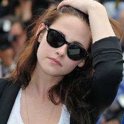 KRISTEN IS MY QUEEN END OF STORY.