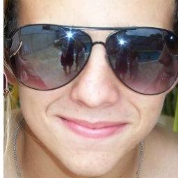 19 anos, saltense, canceriano, São Paulino,legal,ciumento e amoroso
!Cada um tem de mim exatamente o que cativou.!
https://t.co/uCUYATB45H