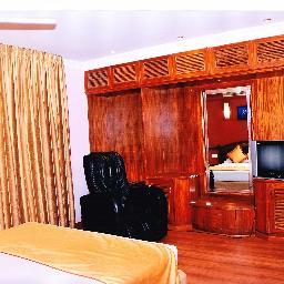 3 Star Hotel in Bangalore next to Bangalore City Railway Station with 72 AC Rooms and 7 Banquets ... Discover Bangalore with the Heart Beats of The Bell Hotel.