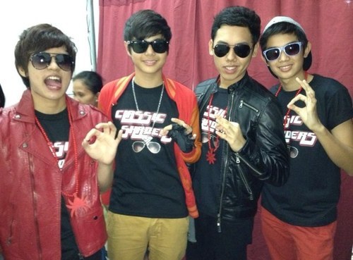 ClassicShaders1's profile picture. We are the official fan of the @ClassicShaders . @paul_salas12 @TomasApol3rd @itsmejamc @callmeeOPPA .... i 3 SHADERS !!!