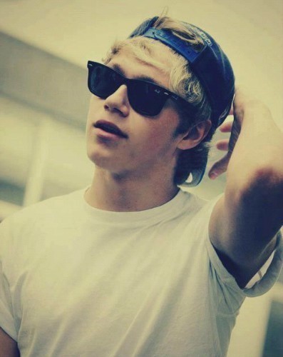 I like one direction and I follow back 101%.