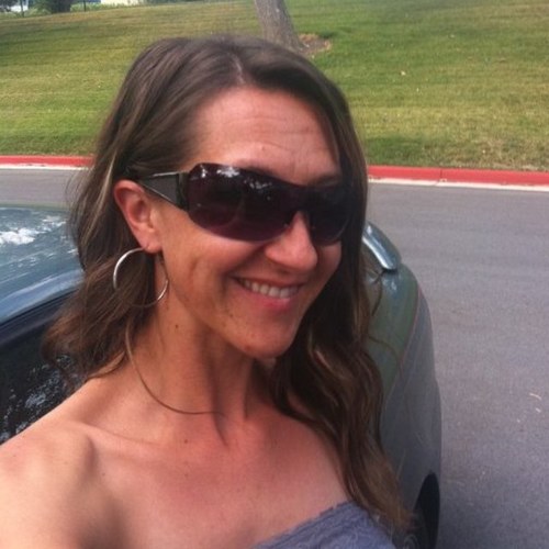 tahoebabe's profile picture. Single mom, UofU Student '16, entrepreneur, floating yoga studio owner, marketing pro, big hearted, strong, stubborn, loves God, my daughter & life! #UteNation