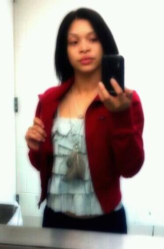 Full-Time College Student | #TeamFollowBack | #BallIsLife | #TwitterSexSymbol