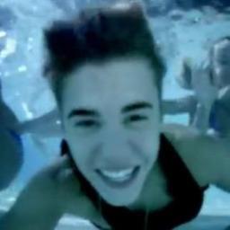 Justin Drew Bieber..I love you , you are  my life.http://t.co/Lgnmisv2fO .Yo fui la primra en verlo,tenia 0 visitas 3 y ahora tiene 19.516