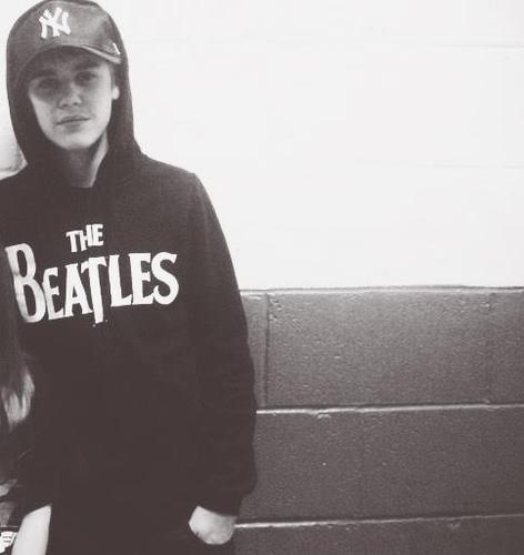 i'm @lulispvc 
never say never.