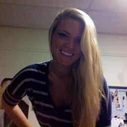 janeelizabeth12's profile picture. 