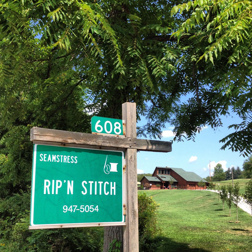 StitchRip's profile picture. 