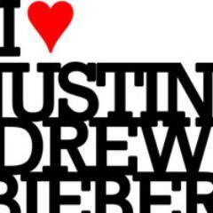 My idols are @justinbieber,@carlyraejepsen and @JASMINEVILLEGAS.
I'm Italian #Belieber and at March 23 I go to Bologna