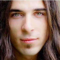 Chico conocedor del arte, de la ciencias, de la humanidad y de la realidad. Amo la justicia, la verdad, la vida y la paz.