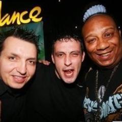 Hi and welcome to my twitter page,you can catch my radio shows http://t.co/ACfVSJ1kgA wednesdays 10pm til 12am