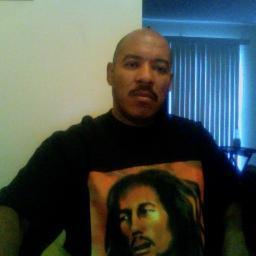 Co-Host of KJ's Kpop Planet  and host of Dubstyle & Beyond on WRUW 91.1FM. Check out my show archive and playlists at http://t.co/uYSMi1i91H.