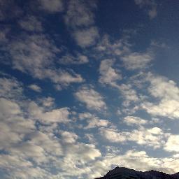 yama_san_yama's profile picture. 不定期に現れます。