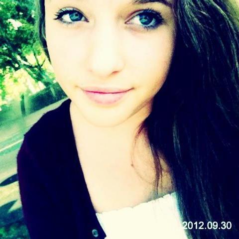 germany (: , new on twitter, you tuber 3! , öhm yeah :D
http://t.co/ubtIlHYWJD