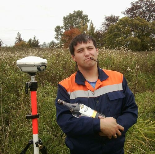 Bazel17's profile picture. 