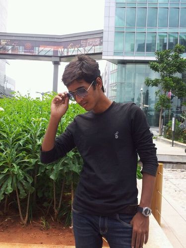 Movie,Shopping and books are my ex-girlfriends,I do them whenever i get time:) i put the things into nothing..