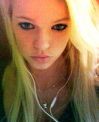 daphne_loveyoux's profile picture. 