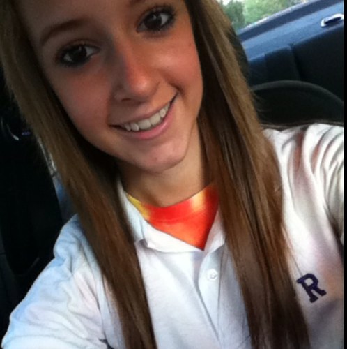 I`m Shelby , : )
Alot of you probably know me from Facebook ,
http://t.co/5vRLkq9GcX
3 Follow & Subscribe to me on Facebook !