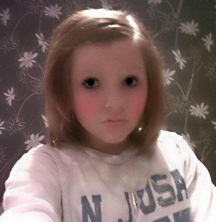 bethmurphykern's profile picture. deal with it, dickhead:),follow me i will follow you back;)