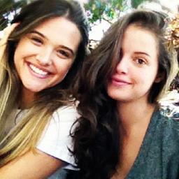Cada fã sabe o que passa,cada fã sabe o que sofre,cada fã sabe o amor que tem pelo seu ídolo,e você é o meu motivo pra sorrir. Juliana Paiva meu anjo 3 .