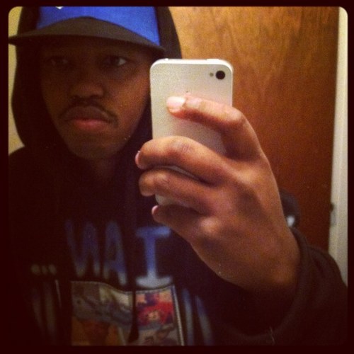 I lost My Family This Year but im keeping my head up high R I P Jr but if u want to know me better just add me on here