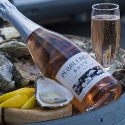 English wine producer with 20 acres of vineyards near Exeter. Proud to be producing award wining sparkling in Devon - BBC Dragons Den success