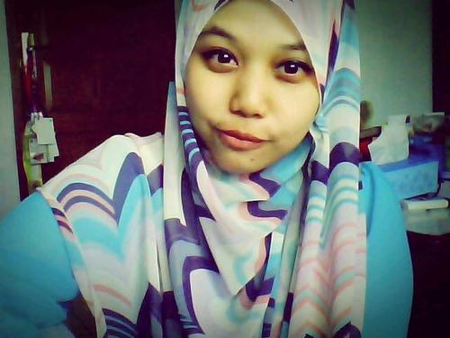 Santika Galih Saraswati is a medical doctor..doctorpreneur(wish)..she loves tomato, spicy, bear, blue, and chicken porridge..distributor @hijabalilaDIY