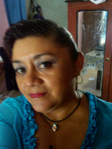 ♥ soy amigable extrovertida alegre ♥