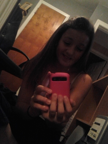 i cheer for the meteors :) i love my family dearly and my boyfrined/bestfrined cameorn so much. I love my haters as well so ducesss :)