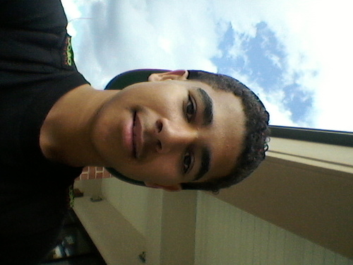 hello people well your on my page so follow me haha YOLO niqqa #SwagginOut