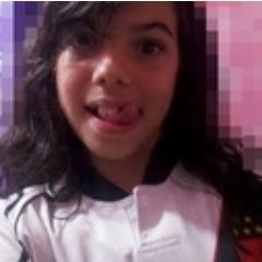 Malukinhah Barros ;) Copioou ? --- Essa é pros novinhos salientes ---