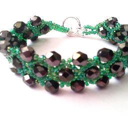 beadingwonders's profile picture. Beading Wonders is a great handmade jewelry store where you can find seed beads jewelry and crystals, ideal for a gift