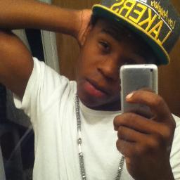 _Tyshaun_'s profile picture. #Tyshaun 
I blazee hellla weeed,rap,fuck,ball,party,what else you wanna know? #loud #weeed #realnigga