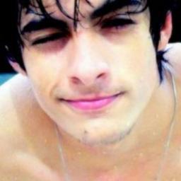 Patrick Lima de souzza/16anos/virgem/e e isso aí.