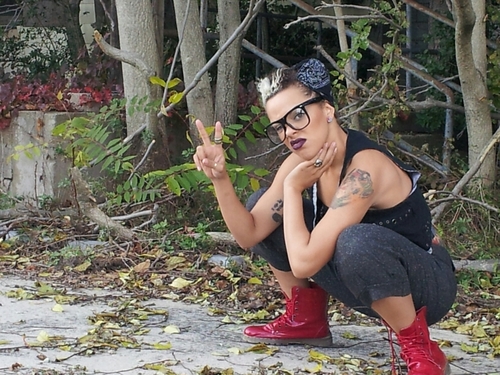 Kysclark's profile picture. Dancer/model/make-up artist/hairstylist