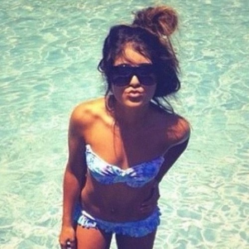 My tweets are relatable, funny, and inspirational. follow me 