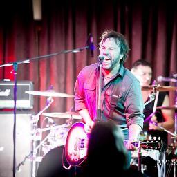 Singer Guitarist with a passion for  The Tone