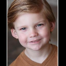 Mom to a budding young child actor. Always movin and shakin! Oy Vey