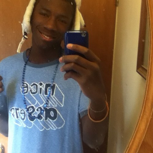 16| taken| sophomore at john glenn| hit me up on skype| oovoo| twitter| instgram|#teamtaken