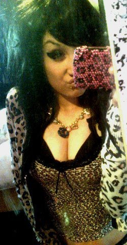 Phoebee_Pearl's profile picture. pin:2A11B793