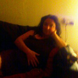 Christinnaisa's profile picture. Mam of 3 girls 2 dogs one cat  love to laugh and chat  love good music books art films food the outdoors kids foly pets healing single mam