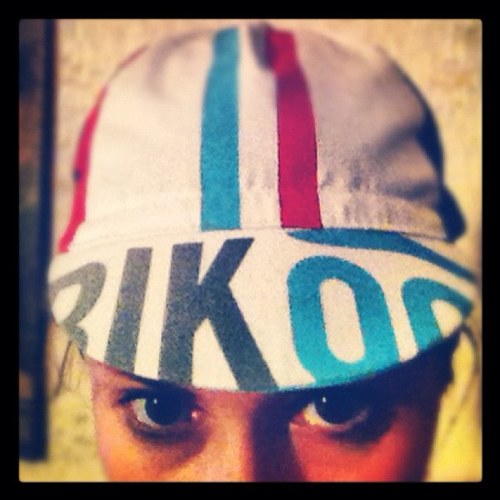 cycicy's profile picture. Sport addicted, PR, dreaming one day to work in sports and to travel a lot.