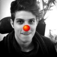 uiii tôô quase me miijandoo kkkkkkkkk...gente esse tt ñ ééh oficial sóóh um fãn club doo diivo