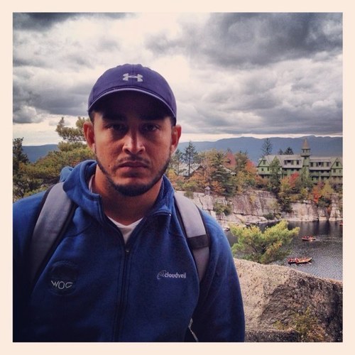 Vegastweeting's profile picture. 